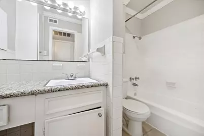 201 Emerson Street #11, Houston, TX 77006 - Photo 9