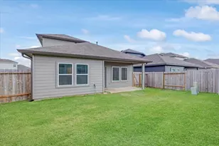 12219 Ridge River Ln, Houston, TX 77067 - Photo 17