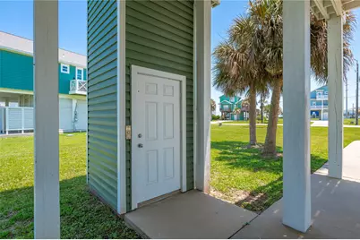 18902 Shaman Drive, Galveston, TX 77554 - Photo 7