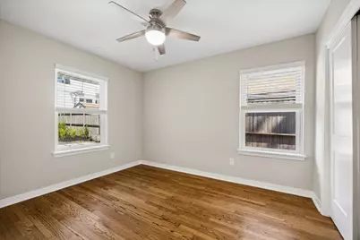 2214 Bron Holly Drive, Houston, TX 77018 - Photo 19