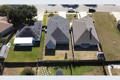 419 Gettysburg Loop, Elgin, TX 78621 - Photo 35