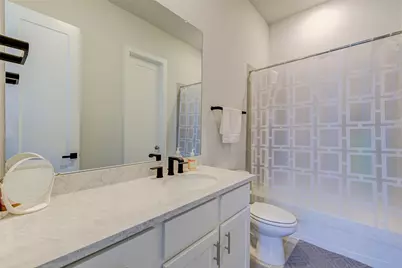 4822 Nolan Ridge Court, Sugar Land, TX 77479 - Photo 11