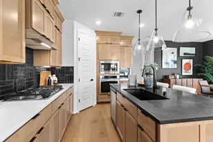 913 Brazos Trl, Dayton, TX 77535 - Photo 17