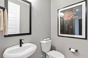 913 Brazos Trl, Dayton, TX 77535 - Photo 7