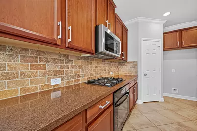 27918 Silverstream Court, Fulshear, TX 77441 - Photo 17