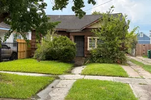 5136 Leeland St, Houston, TX 77023 - Photo 1