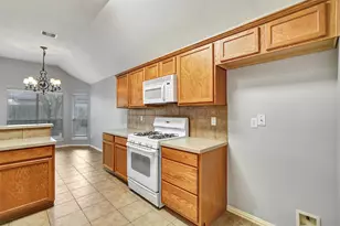 11915 Lois Ln Dr, Pinehurst, TX 77362 - Photo 19