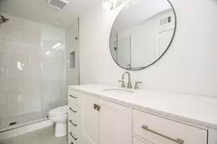 6114 Kirby Dr, Houston, TX 77005 - Photo 25