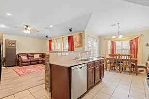 7622 Crestbrook Manor Ln, Cypress, TX 77433 - Photo 17