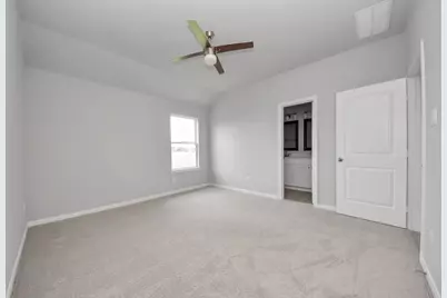1105 W Bayshore Drive, Palacios, TX 77465 - Photo 33