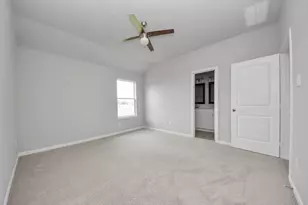 1105 W Bayshore Dr, Palacios, TX 77465 - Photo 33