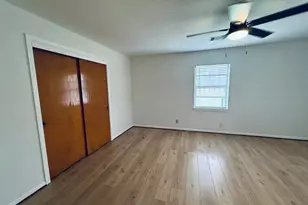 4410 Billingsley St, Houston, TX 77009 - Photo 9