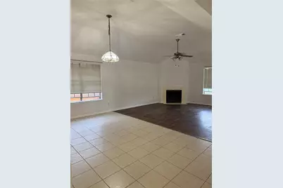 16930 Blue Mist Circle, Sugar Land, TX 77498 - Photo 3