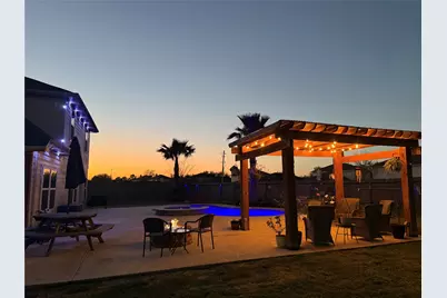 802 Brushfield Court, La Marque, TX 77568 - Photo 3