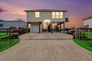 1133 E Meyer Rd, Seabrook, TX 77586 - Photo 3