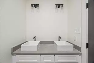 3620 Mt Pleasant St, Houston, TX 77021 - Photo 9