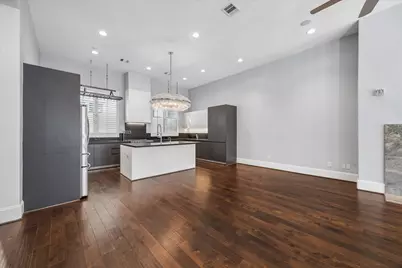 11104 Savannah Woods Lane, Houston, TX 77043 - Photo 11