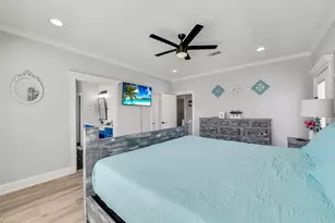 870 Gulfview Dr, Crystal Beach, TX 77650 - Photo 19