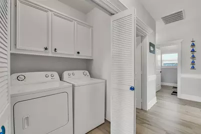 870 Gulfview Drive, Port Bolivar, TX 77650 - Photo 17