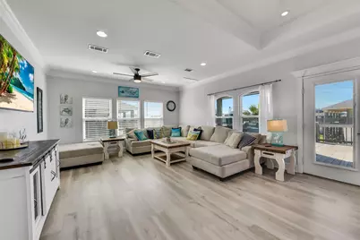 870 Gulfview Drive, Port Bolivar, TX 77650 - Photo 9