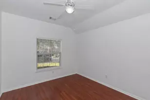 1727 Mickle Creek Dr, Houston, TX 77049 - Photo 7