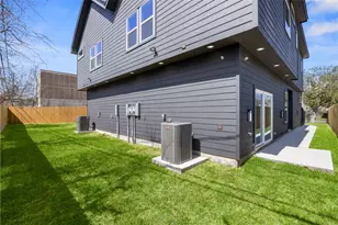 5110 Westover St, Houston, TX 77033 - Photo 21