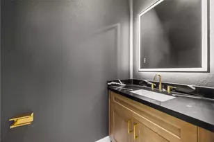 5110 Westover St, Houston, TX 77033 - Photo 9