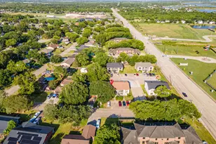 4023 Briarglen Dr, Dickinson, TX 77539 - Photo 13