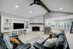 10903 Hillcroft St, Houston, TX 77096 - Photo 11