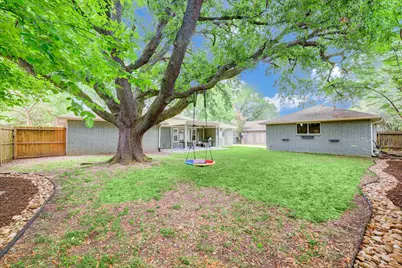 10903 Hillcroft Street, Houston, TX 77096 - Photo 33