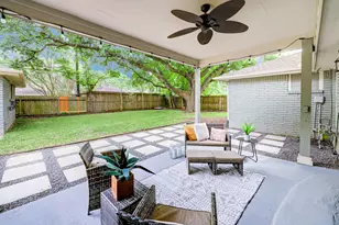 10903 Hillcroft St, Houston, TX 77096 - Photo 29