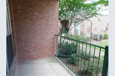 2710 Grants Lake Blvd Lake #F4, Sugar Land, TX 77479 - Photo 3