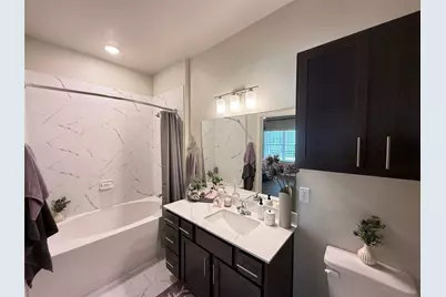 2102 Antoine Drive #A2, Houston, TX 77055 - Photo 7
