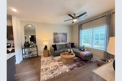 2102 Antoine Drive #A2, Houston, TX 77055 - Photo 5