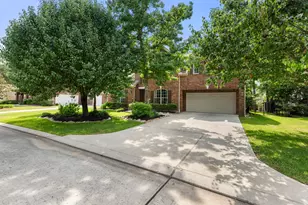 95 W Hullwood Cir, The Woodlands, TX 77389 - Photo 3