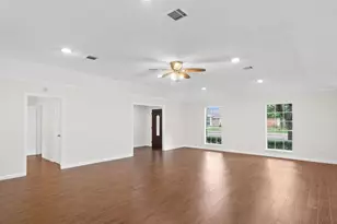 2001 Briar Ln, Richmond, TX 77469 - Photo 7