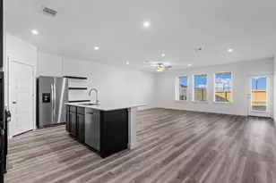 12234 City Rose Ct, Houston, TX 77047 - Photo 3