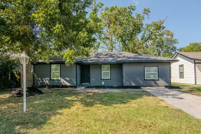 9210 St Lo Road, Houston, TX 77033 - Photo 1