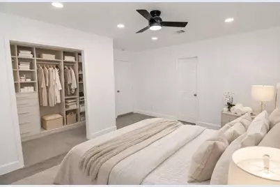 9210 St Lo Road, Houston, TX 77033 - Photo 5