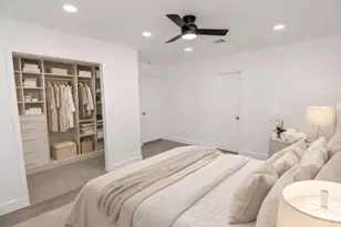 9210 St Lo Rd, Houston, TX 77033 - Photo 5