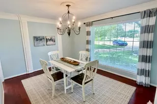 4423 Knightsbridge Blvd, Sugar Land, TX 77479 - Photo 5