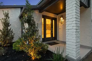 3210 Freshmeadows Dr, Houston, TX 77063 - Photo 29