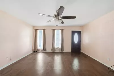 4826 27th Street, Dickinson, TX 77539 - Photo 9