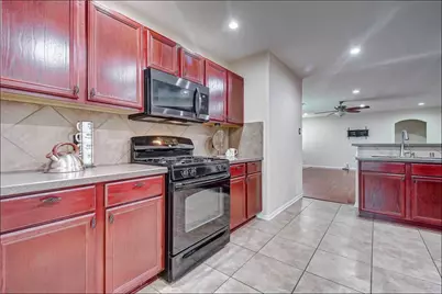 3042 Thicket Path Way, Katy, TX 77493 - Photo 9