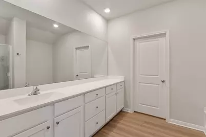 11402 Bright Sun Drive, Houston, TX 77048 - Photo 15