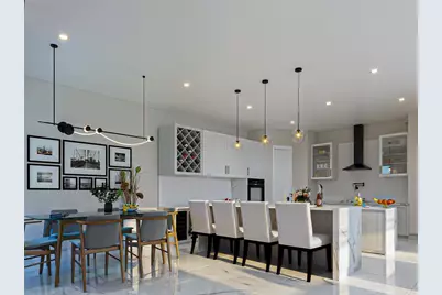 10934 Brookeshire Chase Lane, Houston, TX 77043 - Photo 5