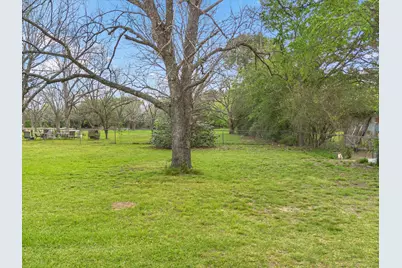 535 N Peach Street, Tomball, TX 77375 - Photo 5