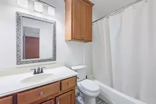 123 Ballantrae Ln, Houston, TX 77015 - Photo 5