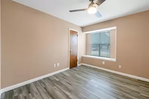 123 Ballantrae Ln, Houston, TX 77015 - Photo 17