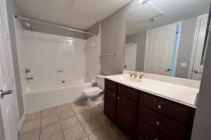 7575 Kirby Dr, Houston, TX 77030 - Photo 11